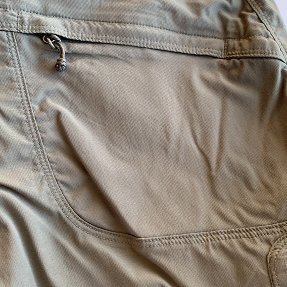 LL Bean Vista Trekking Shorts Mid-rise Thyme - Picture 4 of 10
